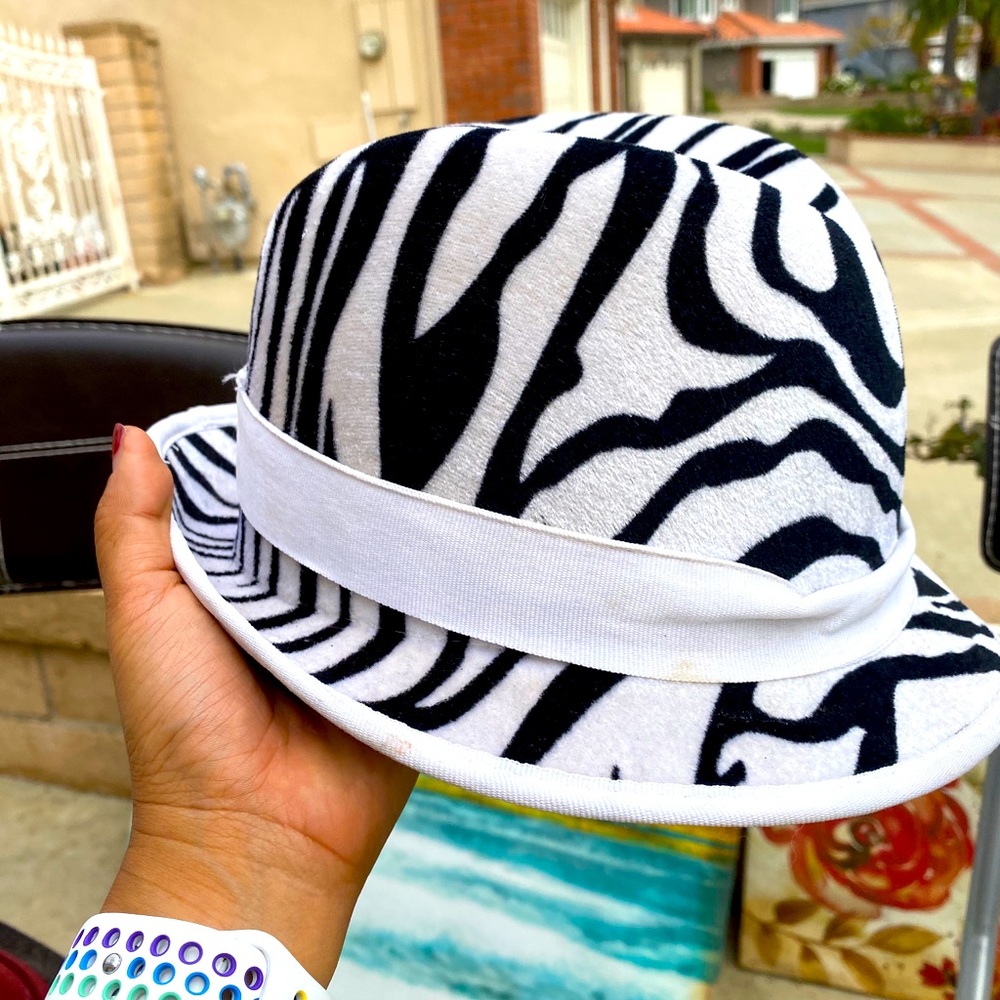 hat
